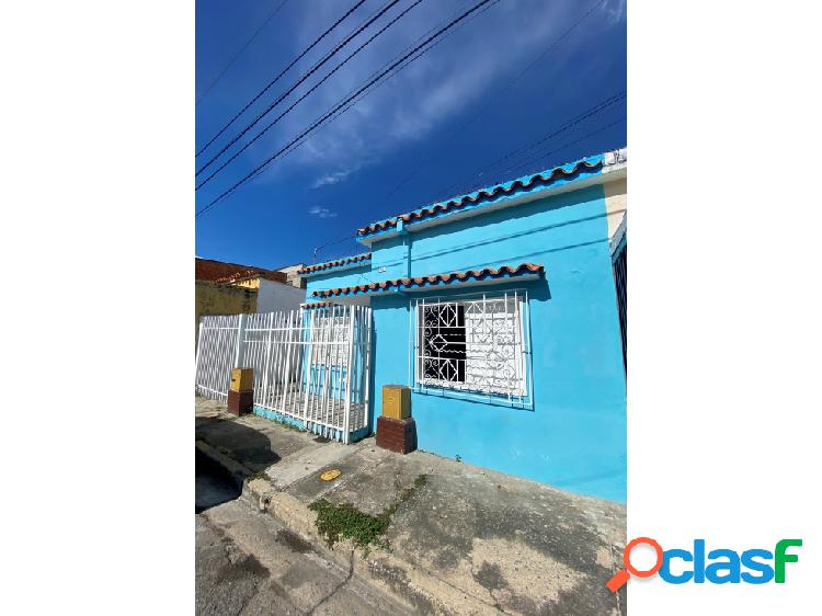 Casa con Anexo en Venta, sector San José, Maracay.