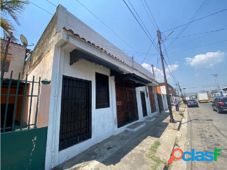 Casa con Locales en Venta Santa Rosa CB-7374929