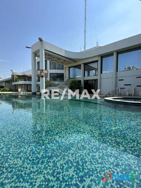 Casa en Venta, Autopista No. 1 Remax Millenium