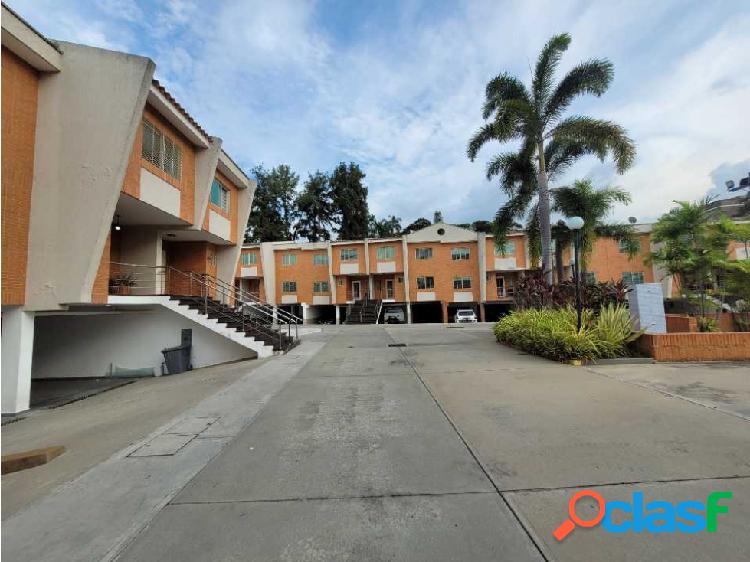 Casa en Venta Urb Mañongo Doral Park AA-7493593 (T.H Obra