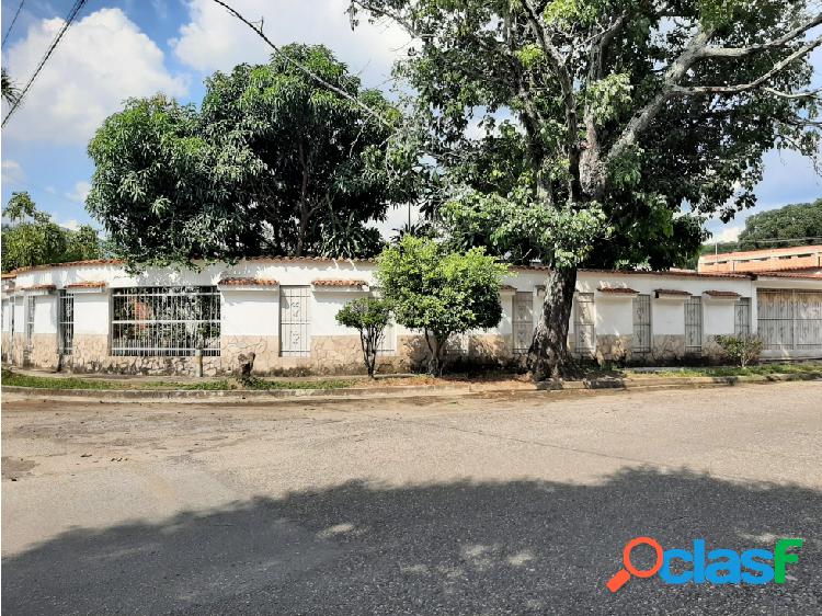 Casa en Venta en Naguanagua Los Guayabitos DV-7056152