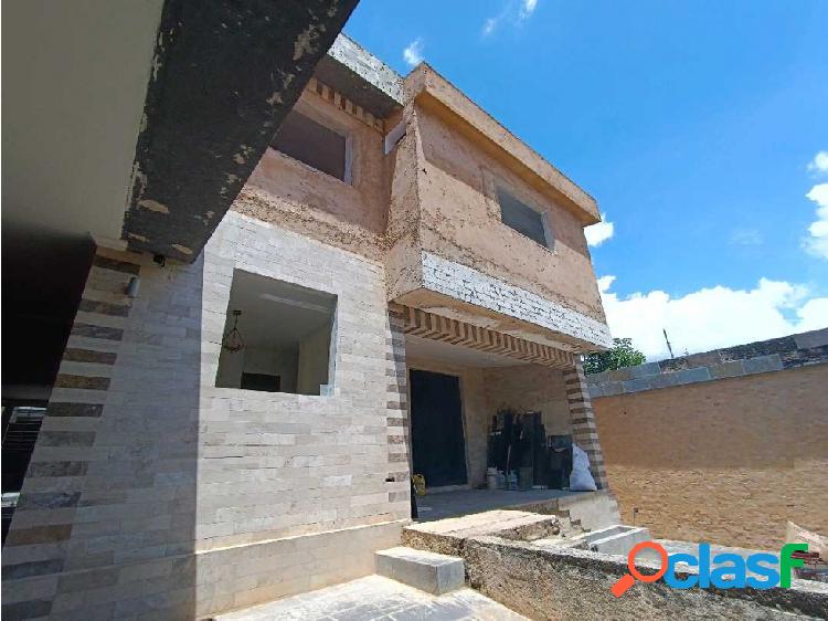 Casa en Venta en Urb. El Bosque PE-7556130