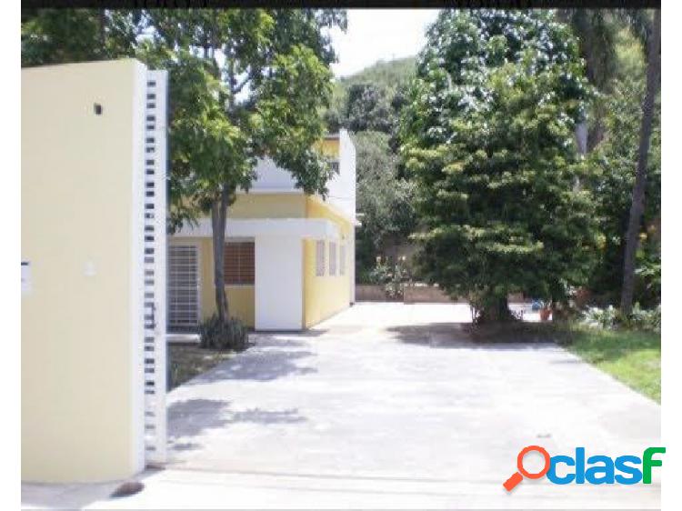 Casa en Venta en el Sector el Toro, Zona norte de Maracay