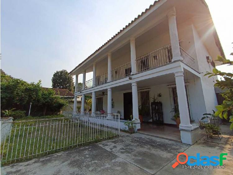 Casa en Venta en la Urbanización Guaparo CG-7371921