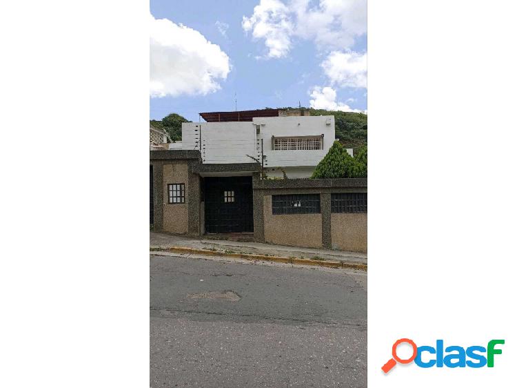 Casa en Vista Alegre para remodelar