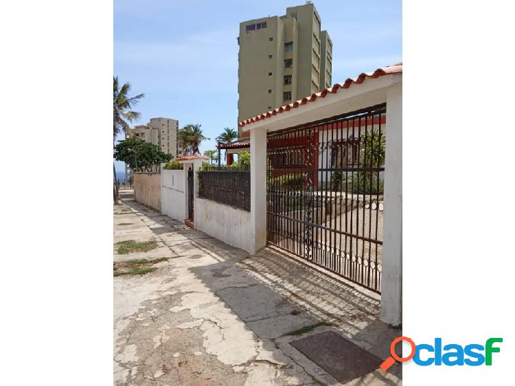 Casa en venta Catia la Mar Playa Grande La Guaira