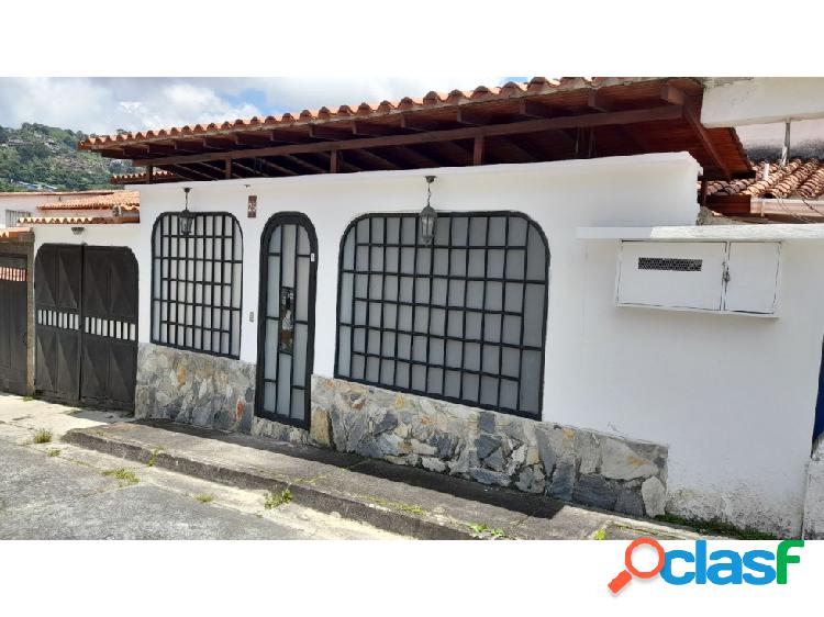 Casa en venta Urb Piedra Azul Lagunetica Los Teques