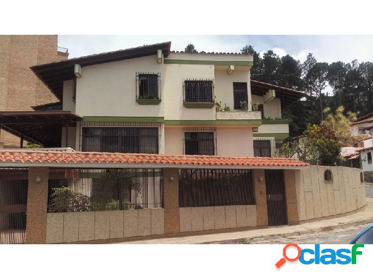 Casa en venta en Urbanización Los Naranjos, Av Sur 4 con