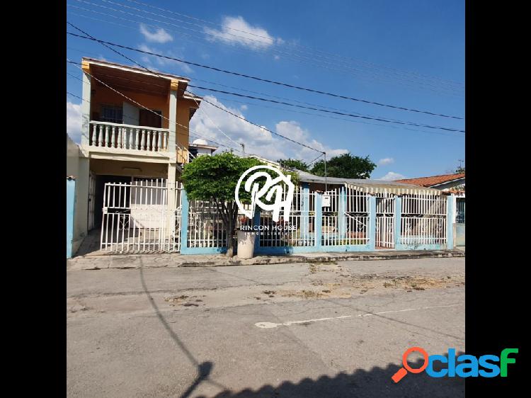 Casa en venta en la Urb. Los Samanes. Maracay