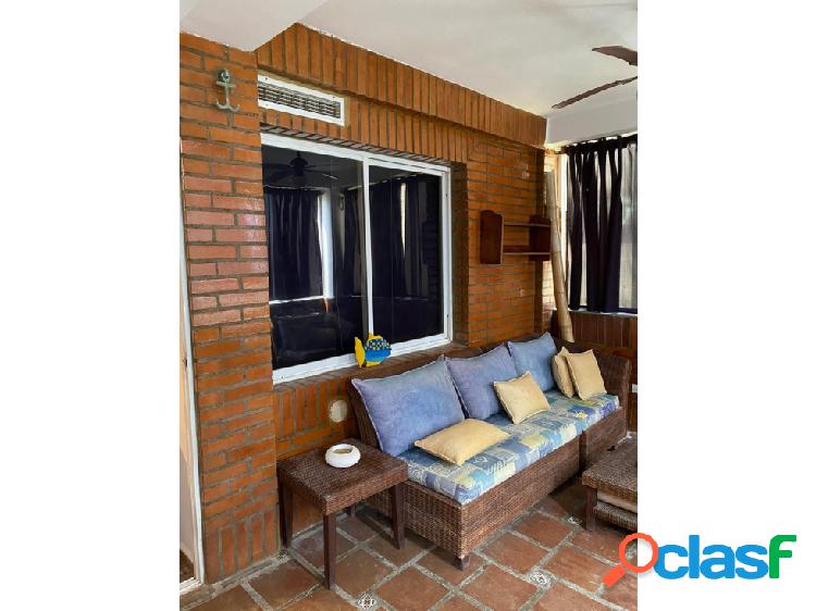 Disfruta de la vida costera con este Apartamento Amoblado en