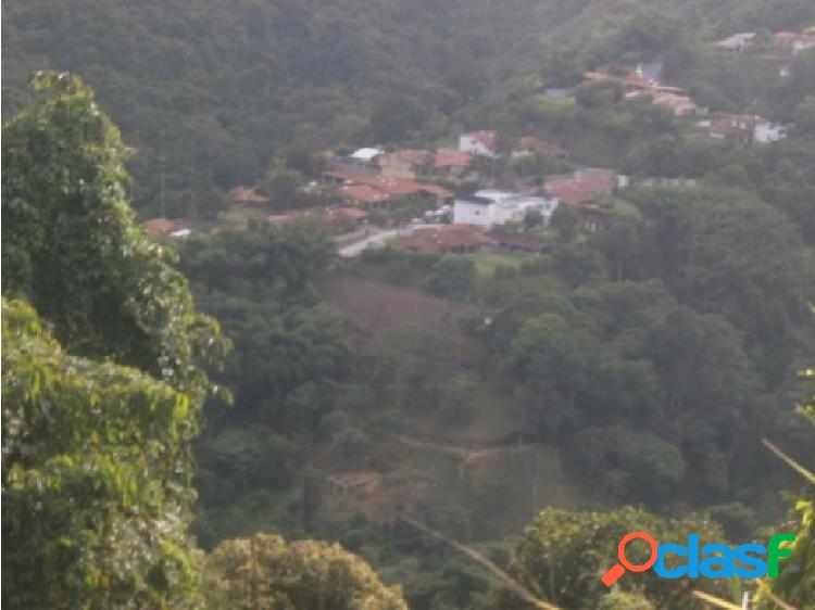 EL HATILLO Urb Los Robles VENDO terreno 836m2 (MOGO)