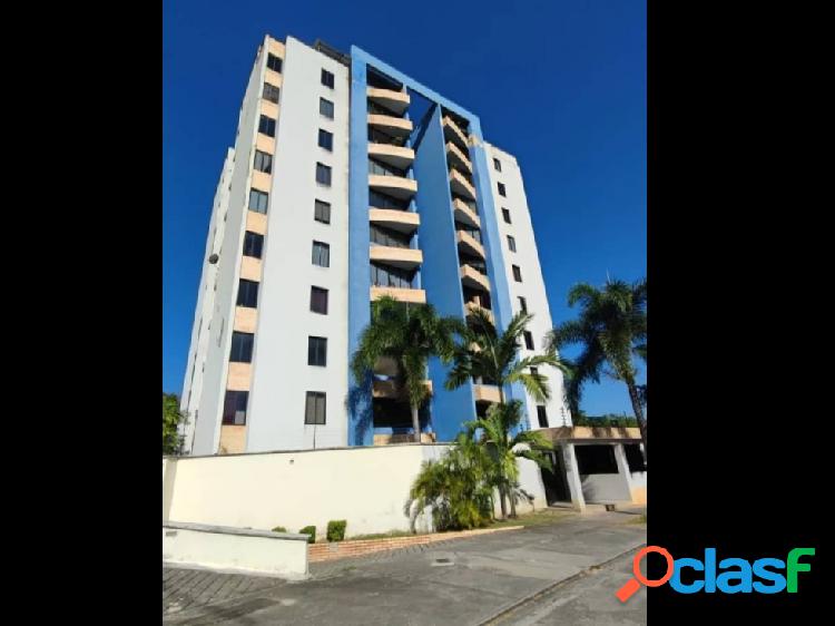 EN VENTA APARTAMENTO EN LAS 4 AVENIDAS RESD COUNTRY II