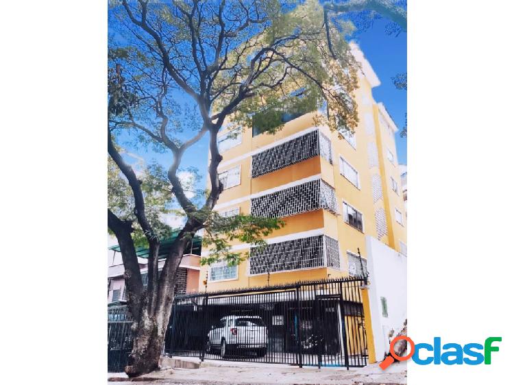 Edificio Comercial En Venta, Con Excelente Ubicación, Urb.