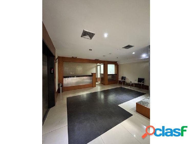 Edificio de 2.183m2 en venta en La Urbina