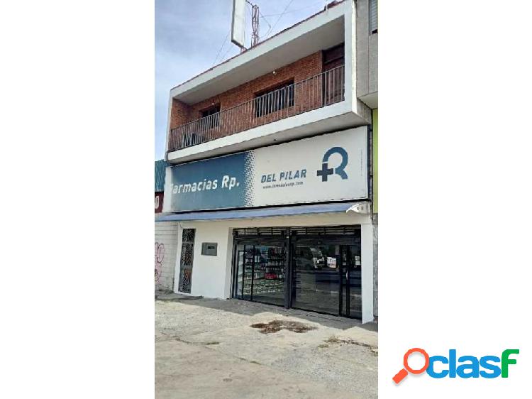 Edificio de uso comercial en venta con Local y Apartamento