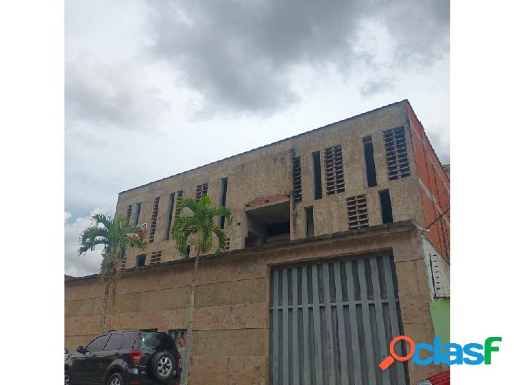 Edificio en obra gris en Venta en Santa Mónica Caracas