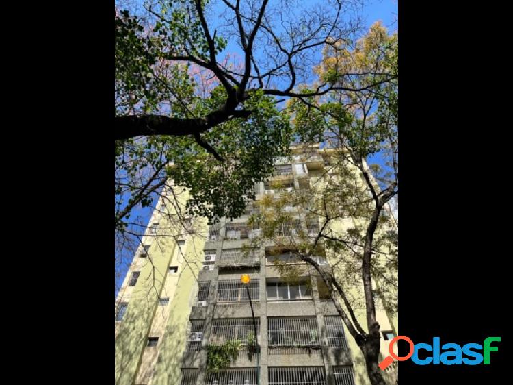 En Alquiler Apartamento la Urbina 108mt/4H/2B/1PE