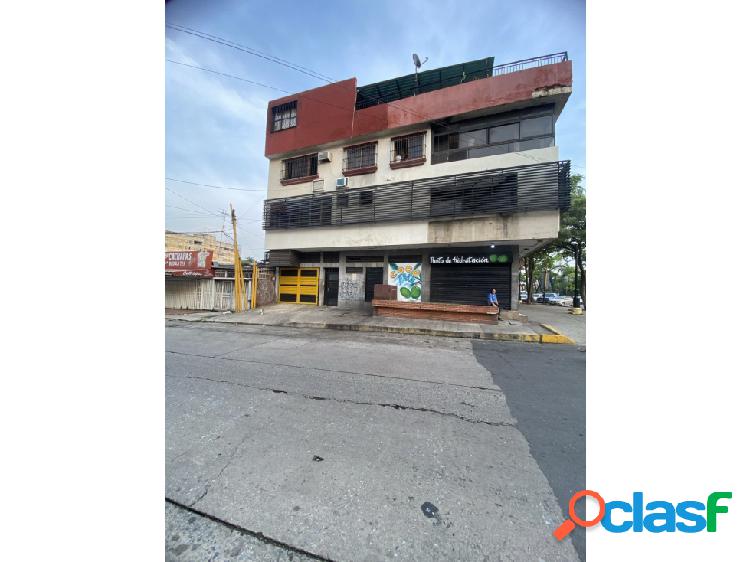 En Venta Edificio Av. Bolívar Norte con 635 mts² Valencia