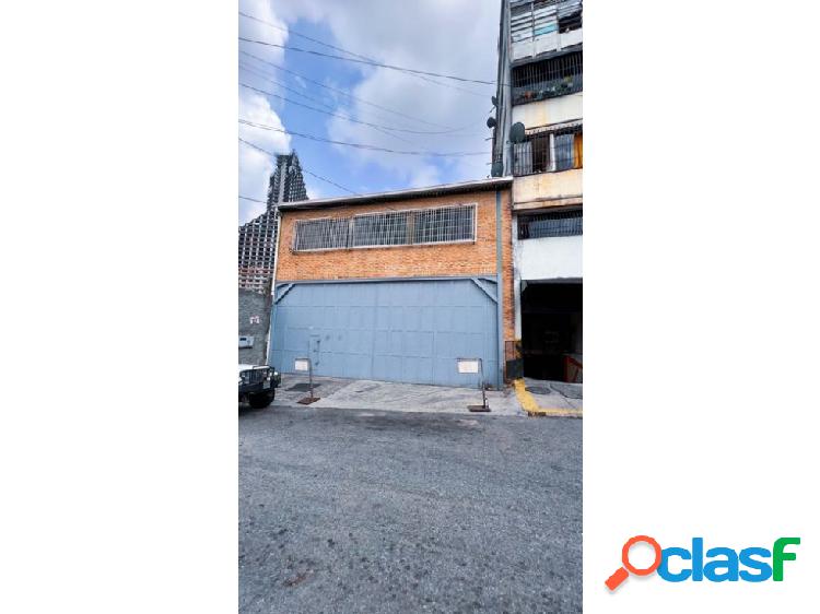 En venta Galpón en Sarria 600 mts2