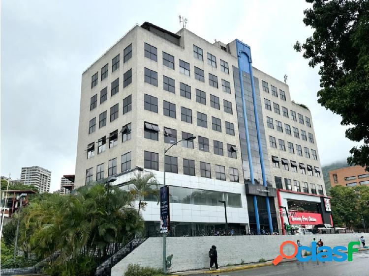 En venta amplio Local Comercial a pie de calle, La Trinidad