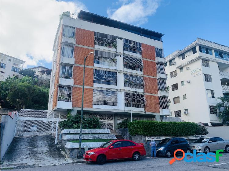 En venta apartamento en Cumbres de Curumo 82,68M², 2h, 2b,