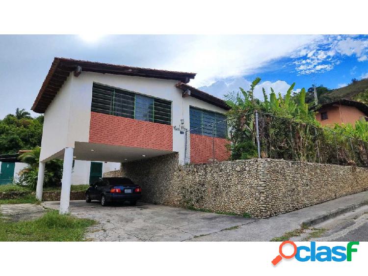 En venta casa 735m2 Prados del Este 6244