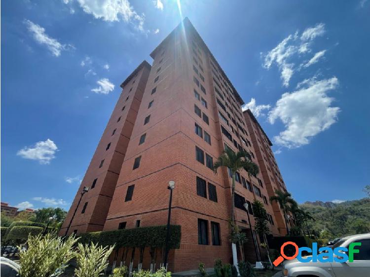 En venta cómodo Apartamento en Parque Caiza 3H/2B/1P