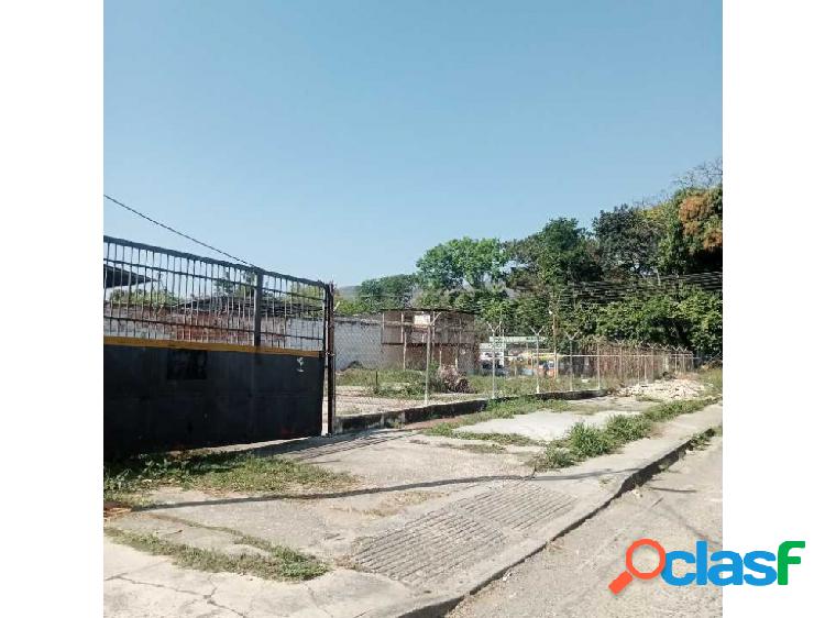 En venta terreno ubicado en Naguanagua. Av. Universidad