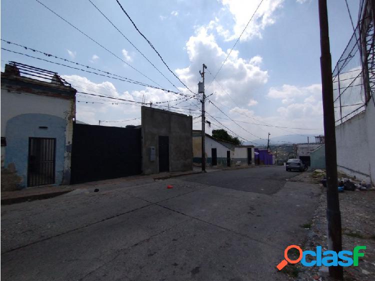 GALPÓN EN VENTA O EN ALQUILER EN CENTRO DE BARQUISIMETO