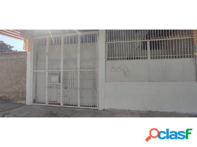 Galpón comercial en venta, Sector 18 de mayo, Santa Rita.