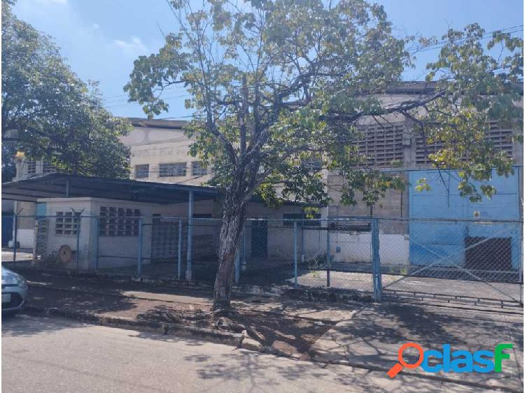 Galpón industrial en venta