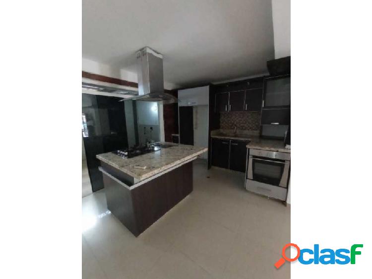 Hermoso TownHouse en Manantial Naguanagua