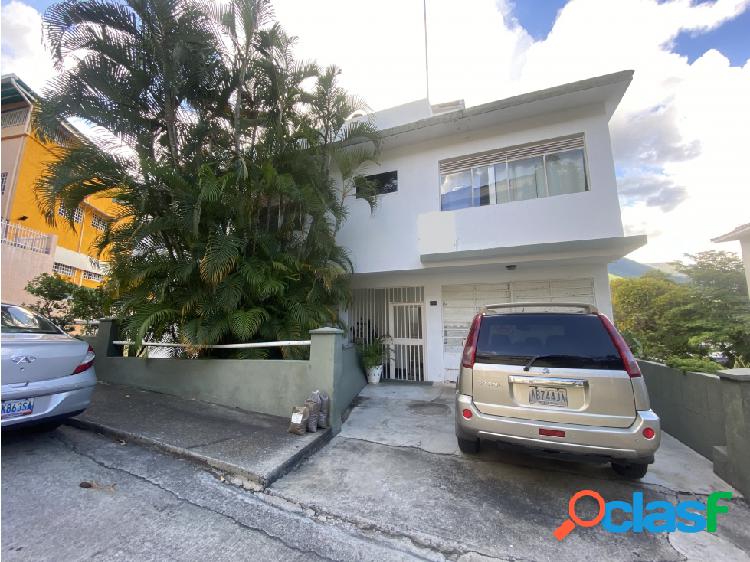 LOMAS DE LA FLORIDA CASA EN VENTA 4H 5B 2E Lcm