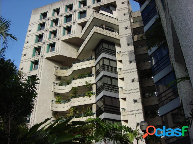 La Florida. Lujoso apartamento en edificio de diseño