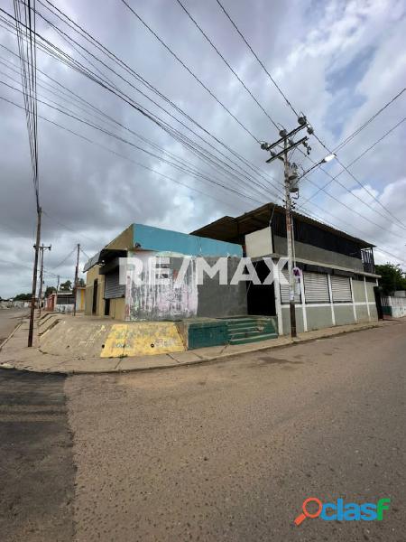 Local Comercial en Venta Urb. La Chamarreta. Remax Millenium