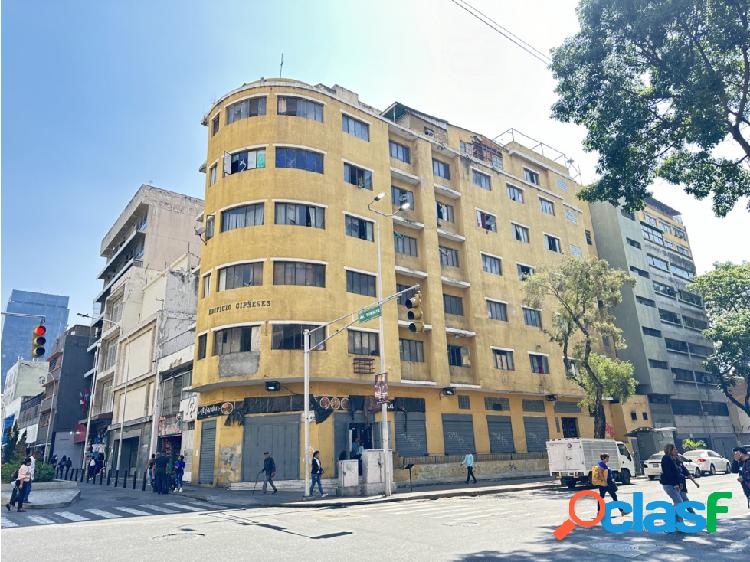 Local Comercial en venta en Avenida Lecuna 245mts/3B