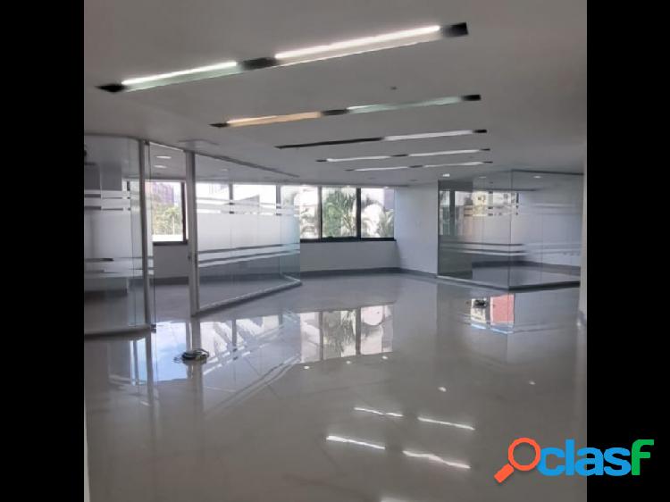 OFICINA – ALQUILER CHUAO 300M2