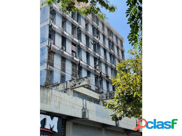 Oficina en Edificio Royal Centro Maracay Aragua