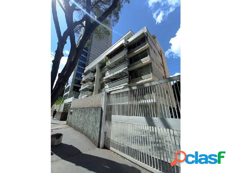 PENT HOUSE EN VENTA - URB. LAS MERCEDES 371m2 4h+s/3b+s/3pe