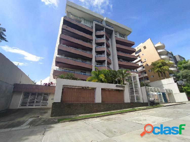 Pent House en Terrazas del Country, Altos de Guataparo,