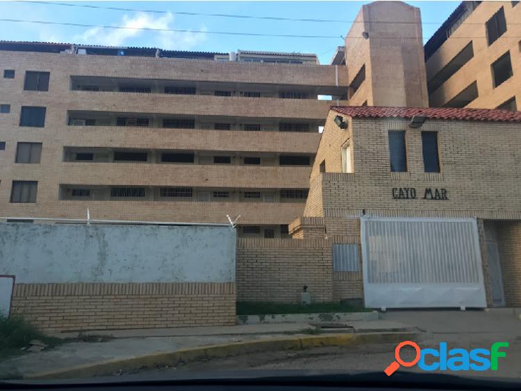 SE VENDE APARTAMENTO TUCACAS