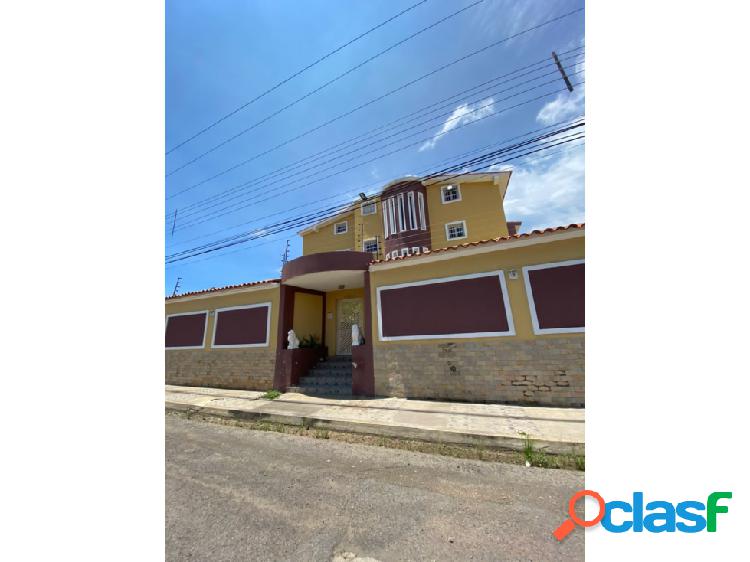 SE VENDE CASA EN EL MORRO III - LECHERIA