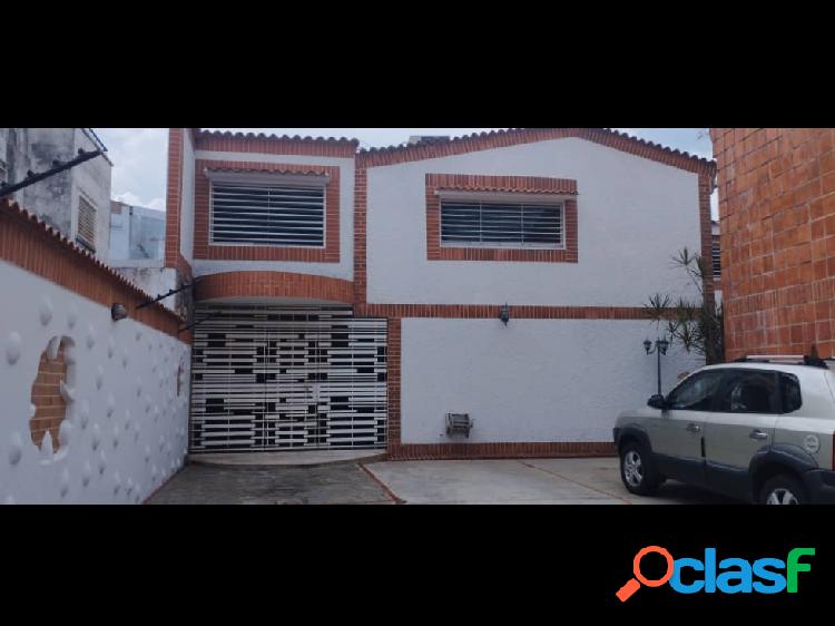 SE VENDE CASA EN LA URB BOSQUE RESD TRAPICHE A 52-06