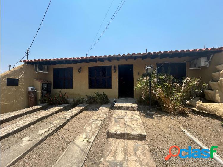 SE VENDE CASA URBANIZACIÓN COPACOA DEL ESTE CABUDARE