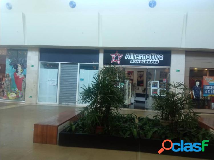 SE VENDE LOCAL COMERCIAL EN EL C.C.PARQUE COSTA AZUL