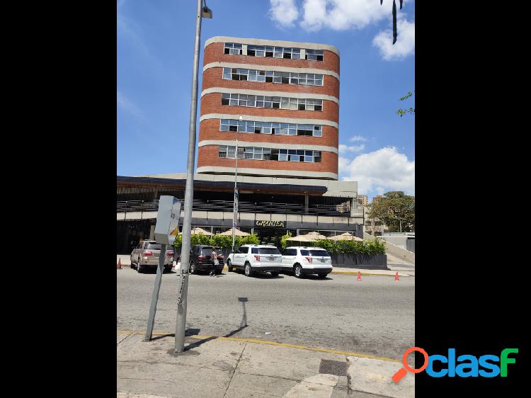 Se Alquila Edificio Comercial de 2250 M2 en Santa Mónica