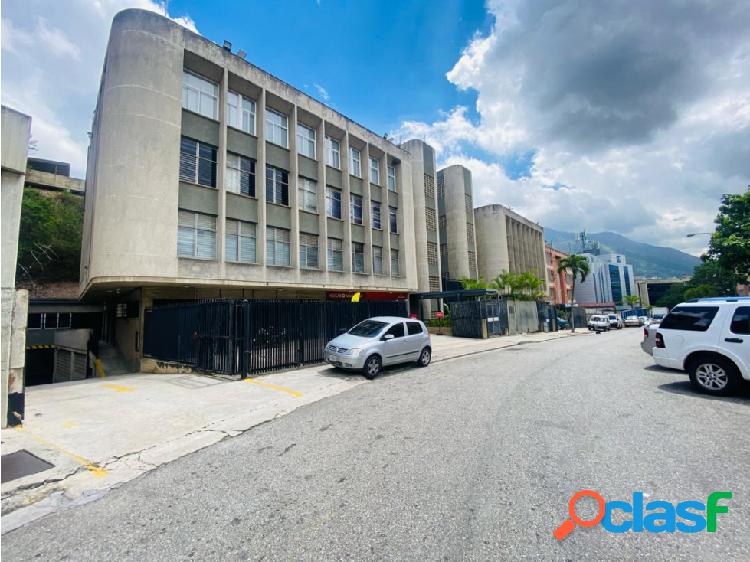 Se Alquila oficina 275m² La Urbina