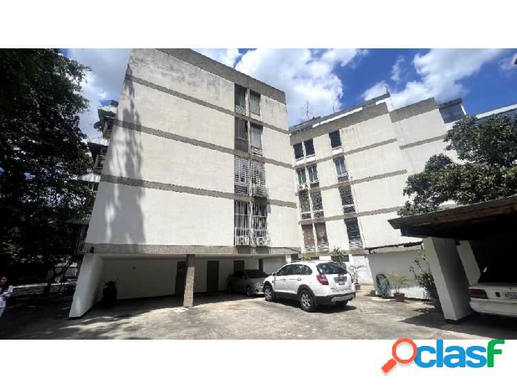 Se Vende Apartamento 142 M2 en la Urbanización Las Mercedes