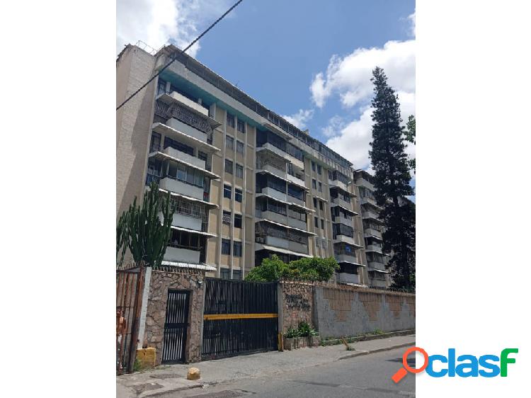 Se Vende Apartamento 3H+S 3B 1PE El Paraiso YM