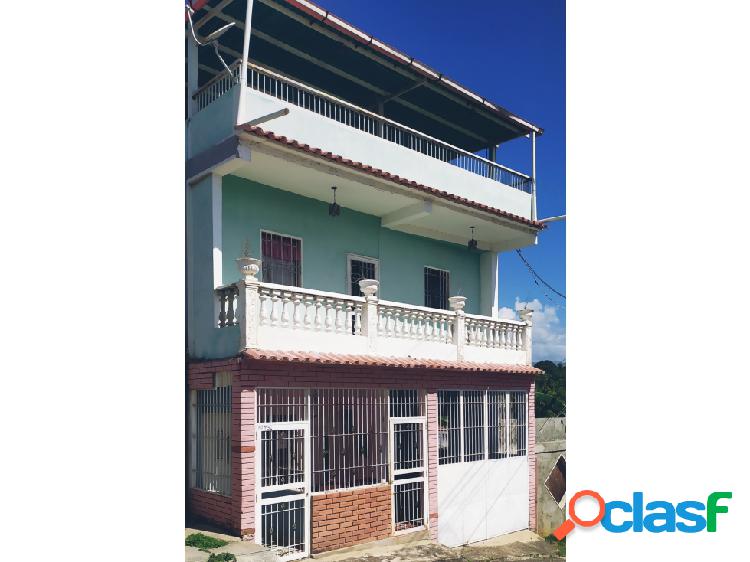 Se Vende Casa 336m2 7h/6b/1p Manguito Santa Teresa del Tuy